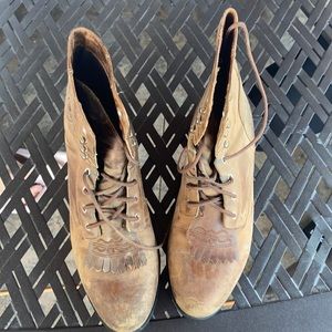 Women’s Ariat Prairie boots size 8